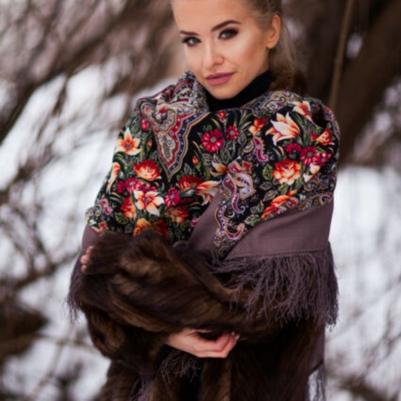 Pavlovo Posad Accessories - PAVLOVO POSAD Russian Shawl Scarf